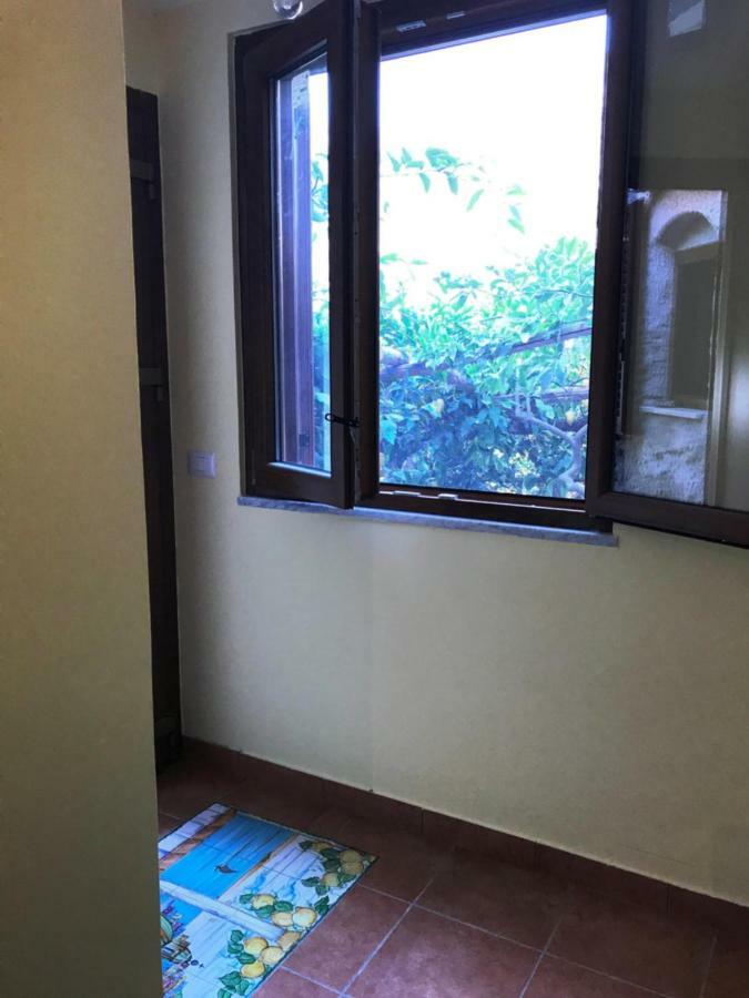 Il Limoneto Di Teresa Amalfi Coast Apartment Майори Екстериор снимка